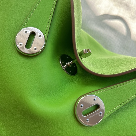 Hermes Lindy 26 in granny apple swift - Picture 7 of 8